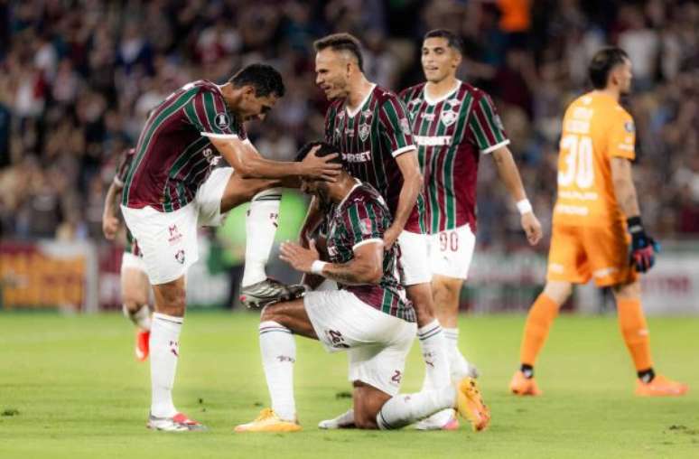 Ganso dá volta por cima e recupera protagonismo no Fluminense