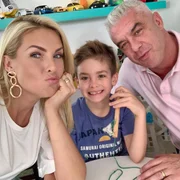 Eles estão isolados por conta da doença