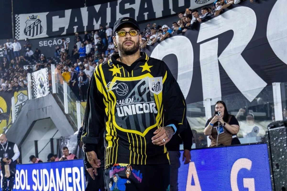 Foto colorida de Neymar - Metrópoles
