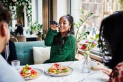 Salada de manga é receita prática e refrescante para o dia a dia