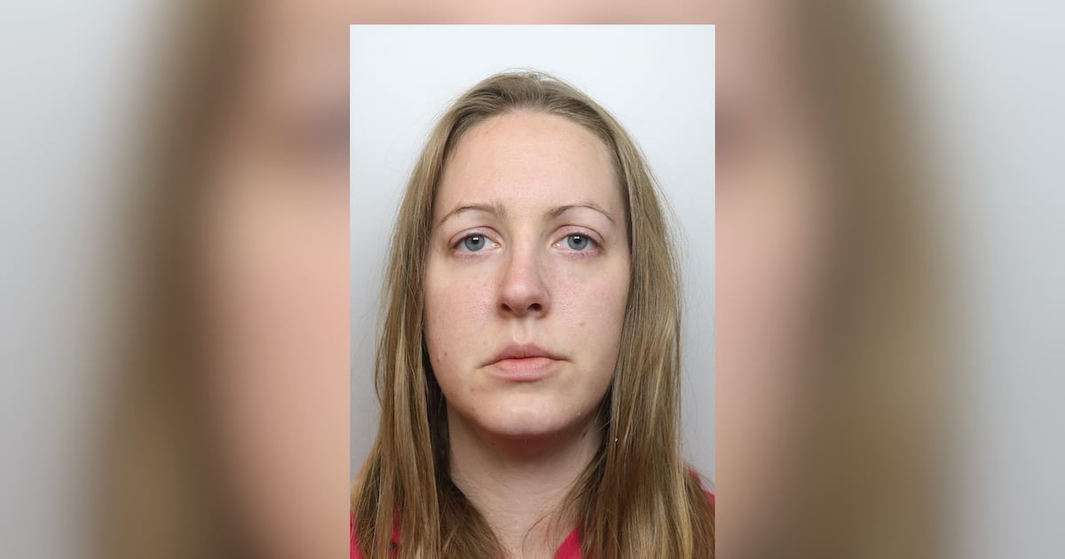 Dúvidas pairam sobre o caso da assassina de crianças Lucy Letby enquanto inquérito no Reino Unido revela grandes falhas em hospital