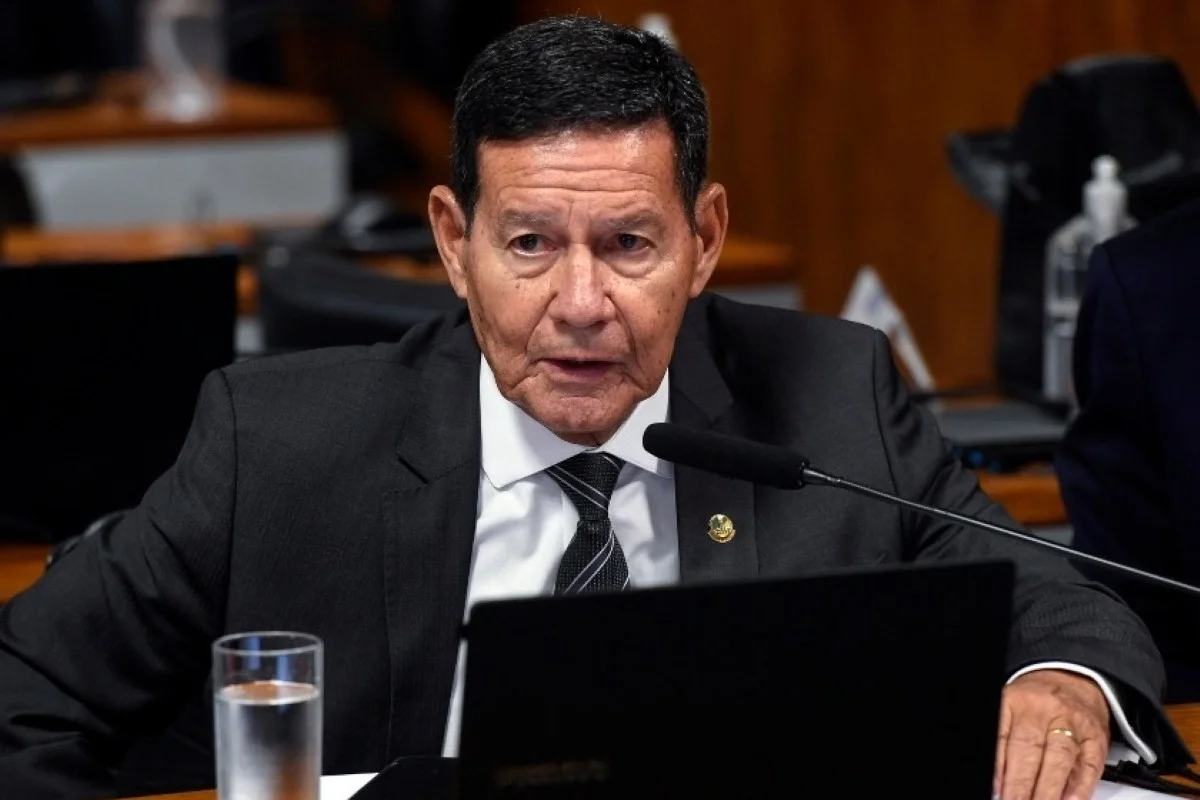 A reunião do ex-advogado de Vorcaro com o vice de Bolsonaro