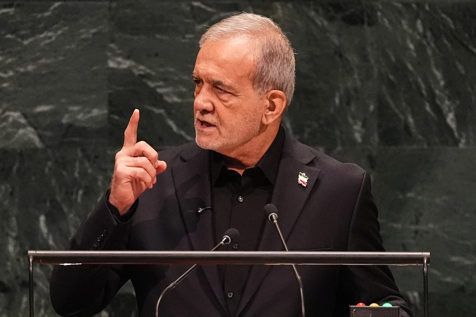 O presidente do Iêmen apela aos iemenitas para se mobilizarem.