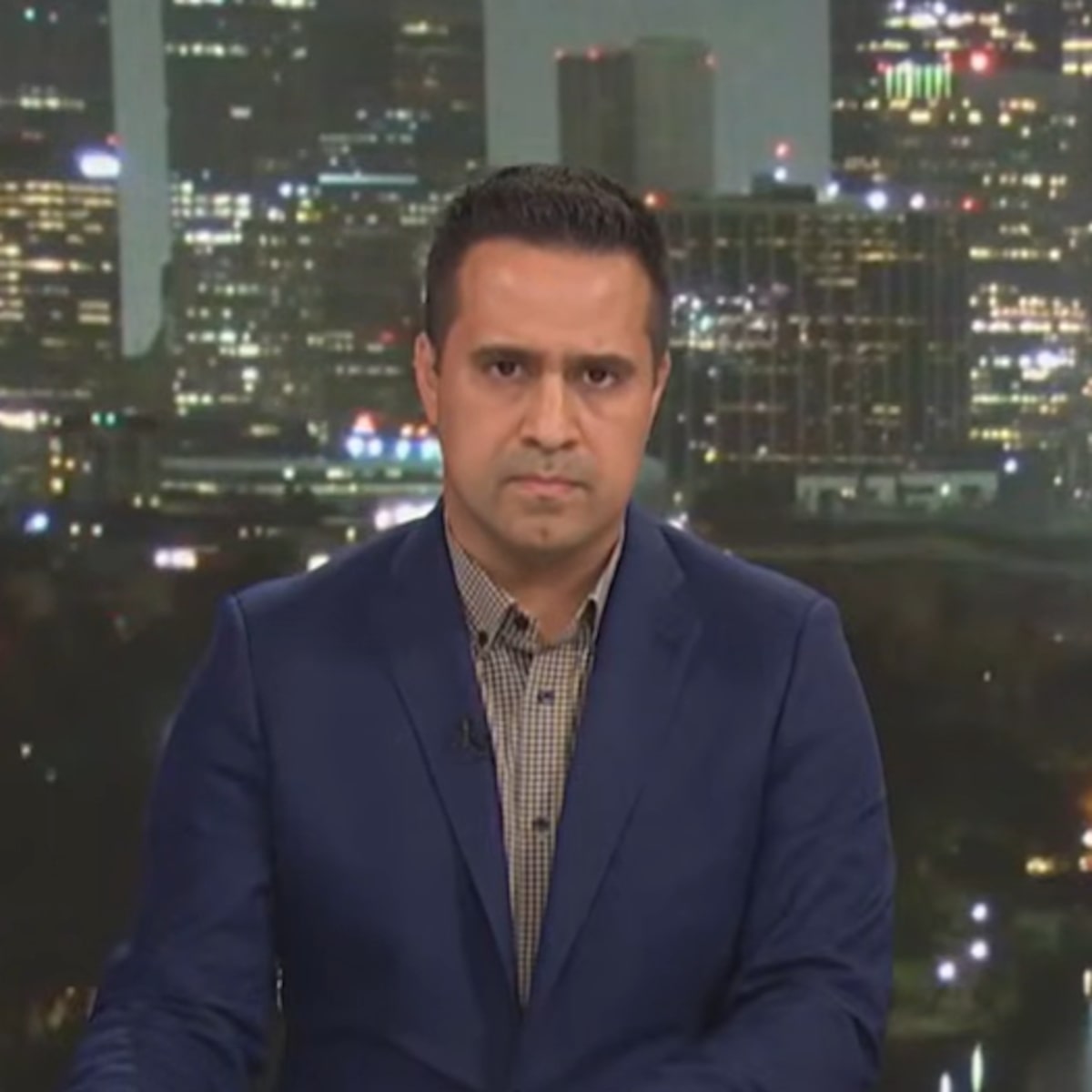 Âncora da NBC interrompe telejornal após anunciar morte de equipe em queda de helicóptero