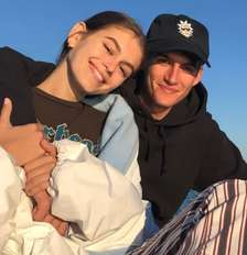 Ela já sabia? Irmã de Presley Gerber fez desabafo emocionante sobre vício dele antes de sua morte Foto: Reprodução/Instagram / Contigo
