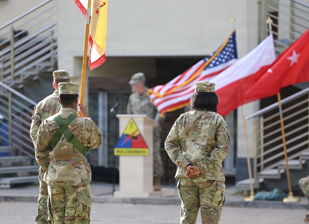 Imagem relacionada à notícia: USAG PolandÕs Powidz equipe estabelece padrão para a sustentabilidade TOA
