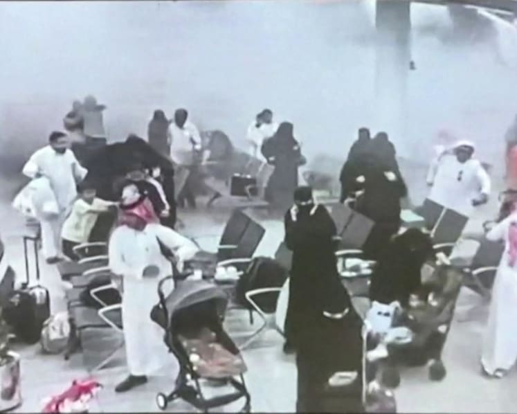 Coalição saudita diz que dois pilotos foram mortos em acidente de helicóptero perto do Iêmen