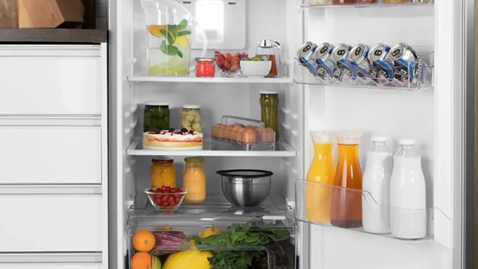 Como tirar cheiro ruim da geladeira: 8 truques para resolver