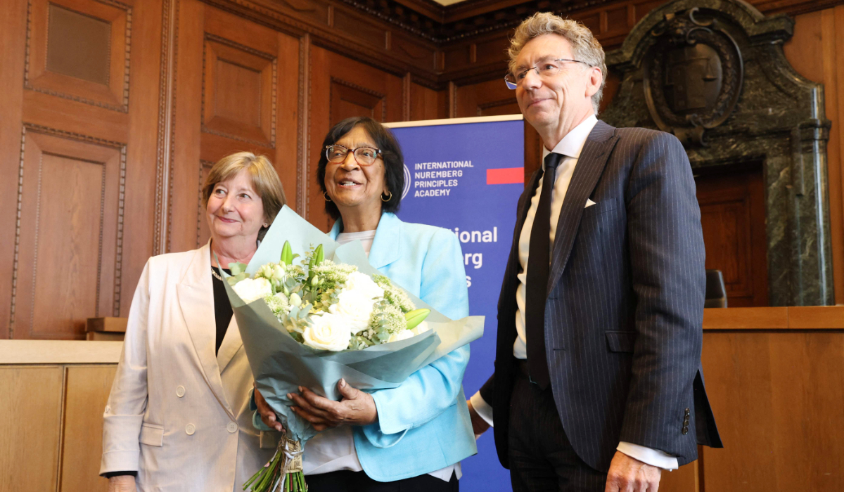 Elogios inundam a laureada do Prêmio Nobel da Paz, Navi Pillay