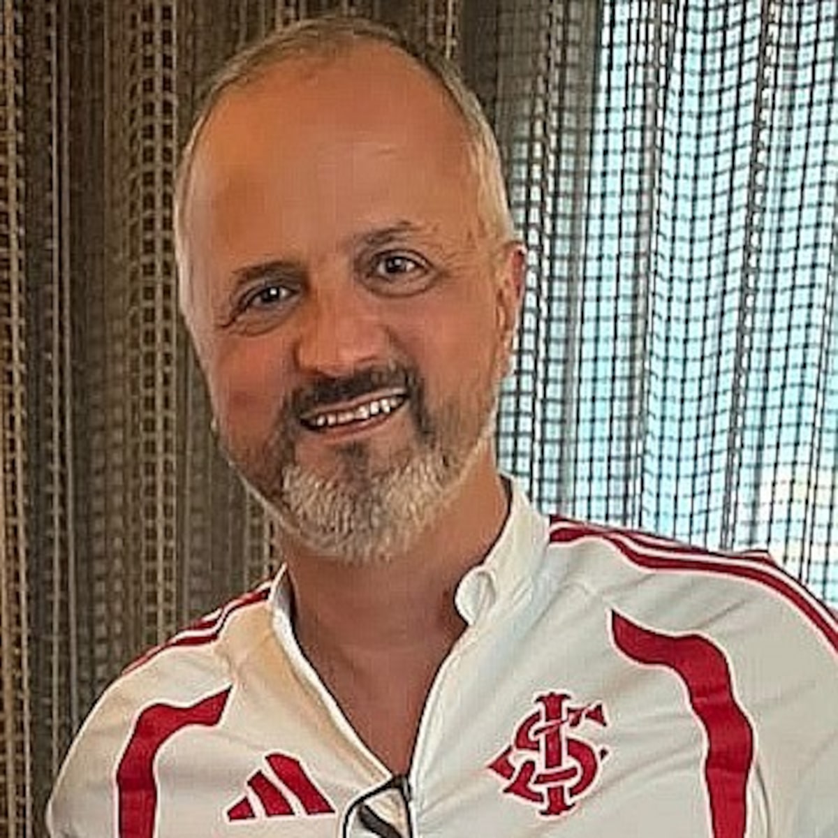 Candidato à presidência do Inter quer abrir debate de SAF e reestruturar dívida de R$ 1 bilhão