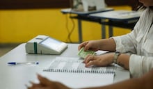 Análise: Lula tenta ganhar espaço nas redes, enquanto Flávio se volta para a política tradicional