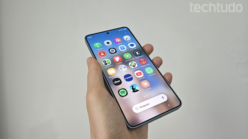 Configure os modos de proteção da bateria — Foto: Gisele Barros/TechTudo