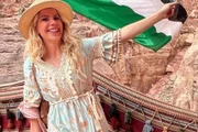Karina Bacchi diz viver em santidade e que espera por “homem de Deus”
