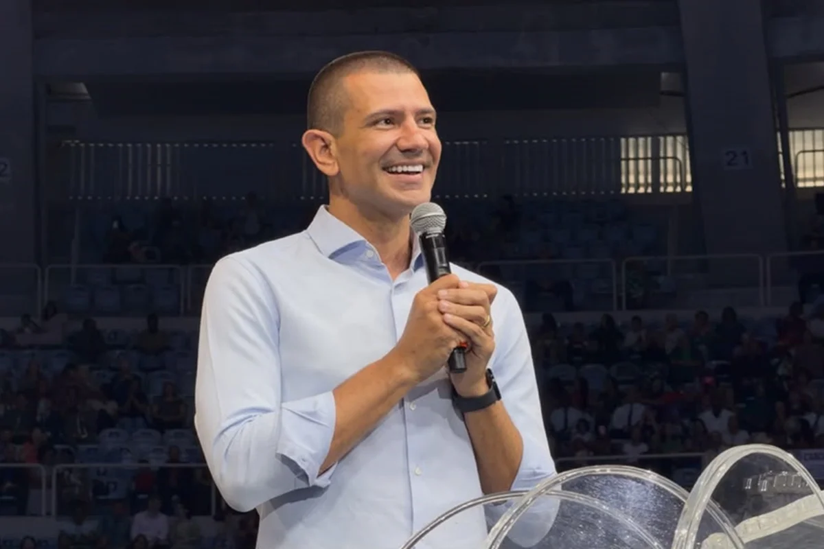 Após vitória para governo do RJ, Douglas Ruas é promovido na Polícia Civil