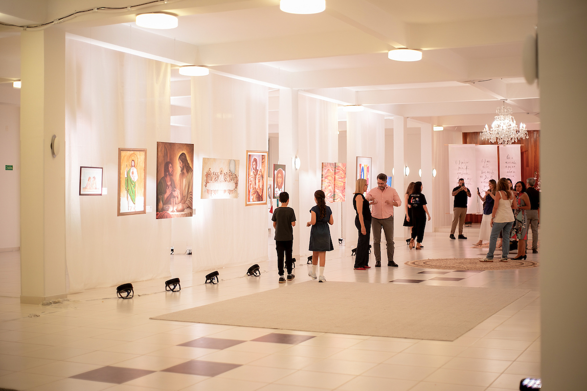 Fé, arte e solidariedade se unem em exposição dedicada a São Judas Tadeu