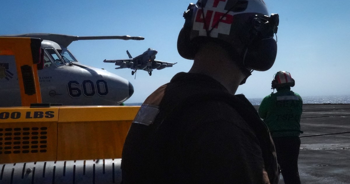 Guerra no Irã ao vivo: EUA movem 2.000 fuzileiros navais para o Oriente Médio, petroleiro atingido no Estreito de Ormuz