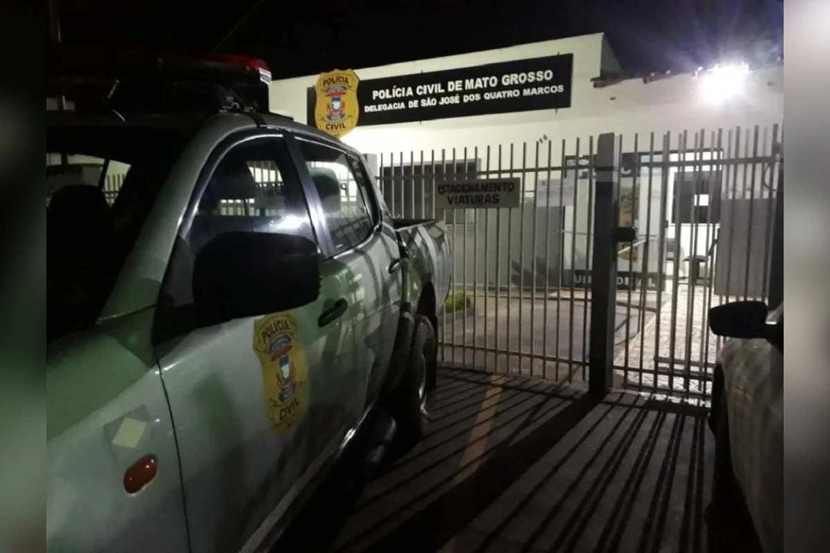 Tribunal do crime: mulher leva 20 pauladas por espalhar boatos sobre facção