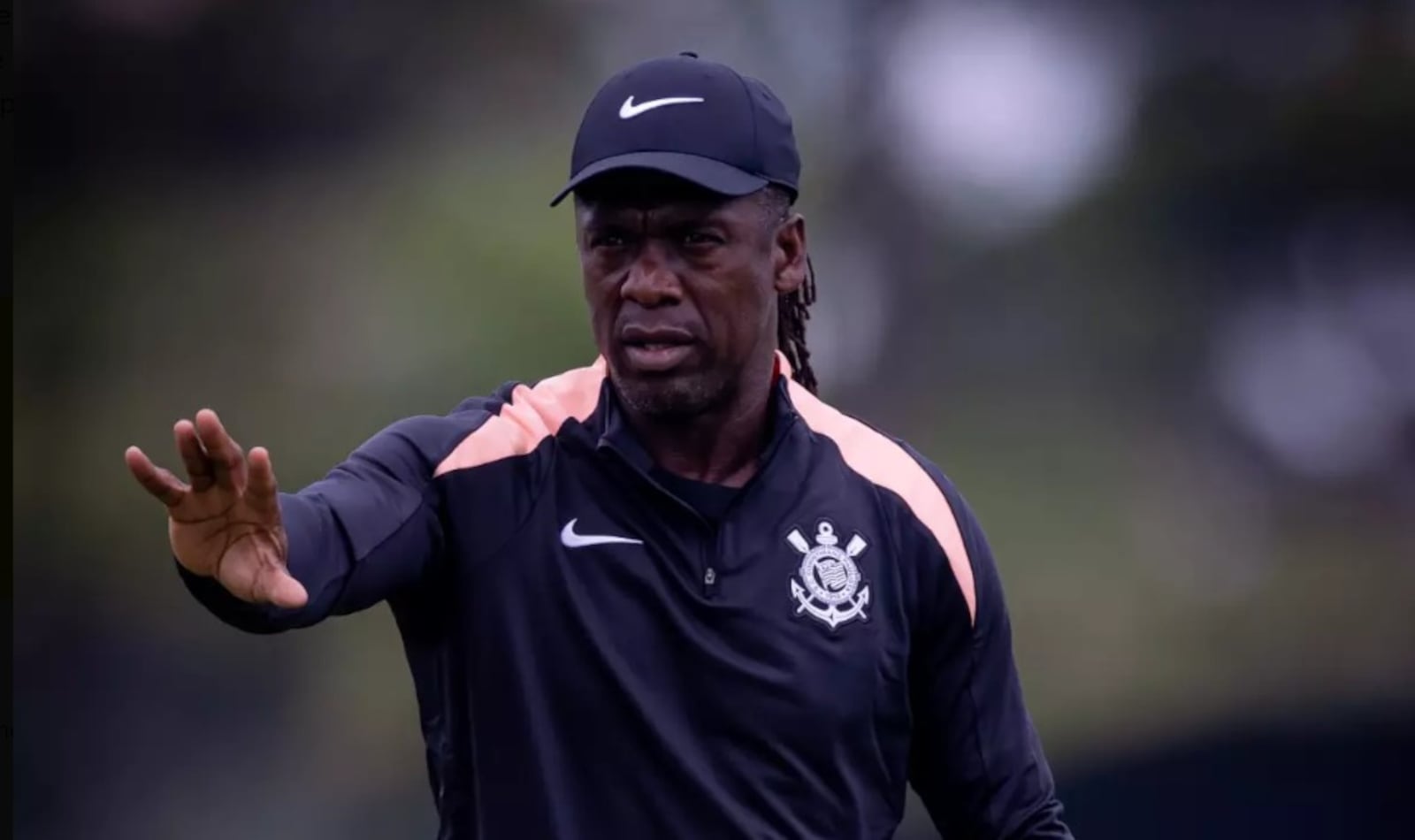 Seedorf tem contrato até dezembro de 2027 e sua multa é de três salários Rodrigo Coca/Ag. Corinthians