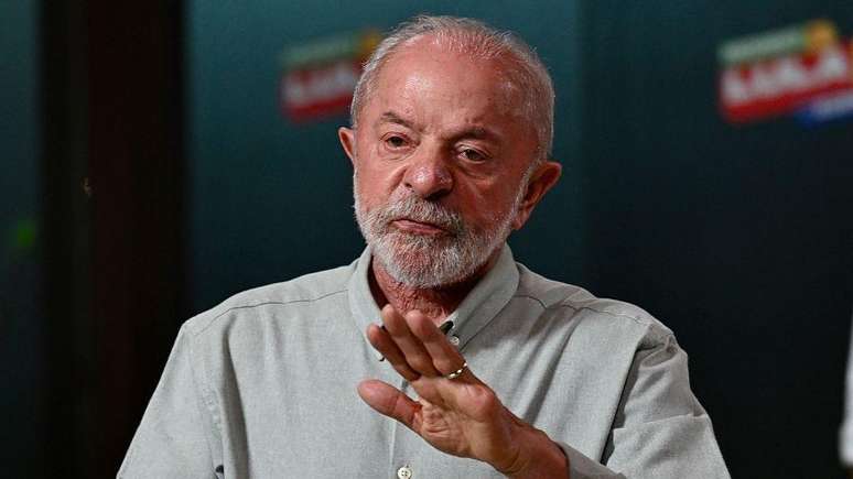 O que Flávio e Lula propõem sobre a escala 6x1