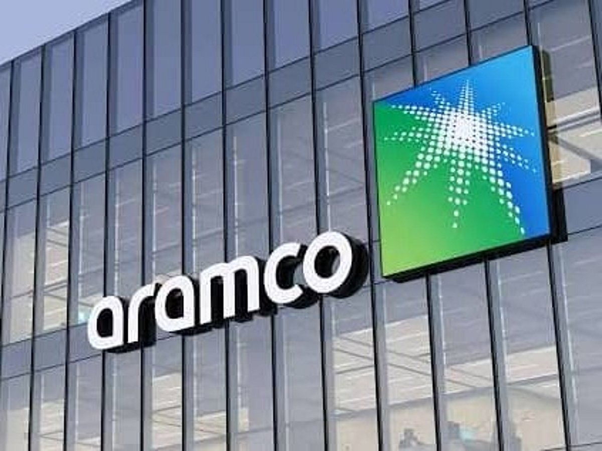 A Aramco da Arábia Saudita ordena a evacuação completa da sede em Dhahran diante dos ataques dos Houthis
