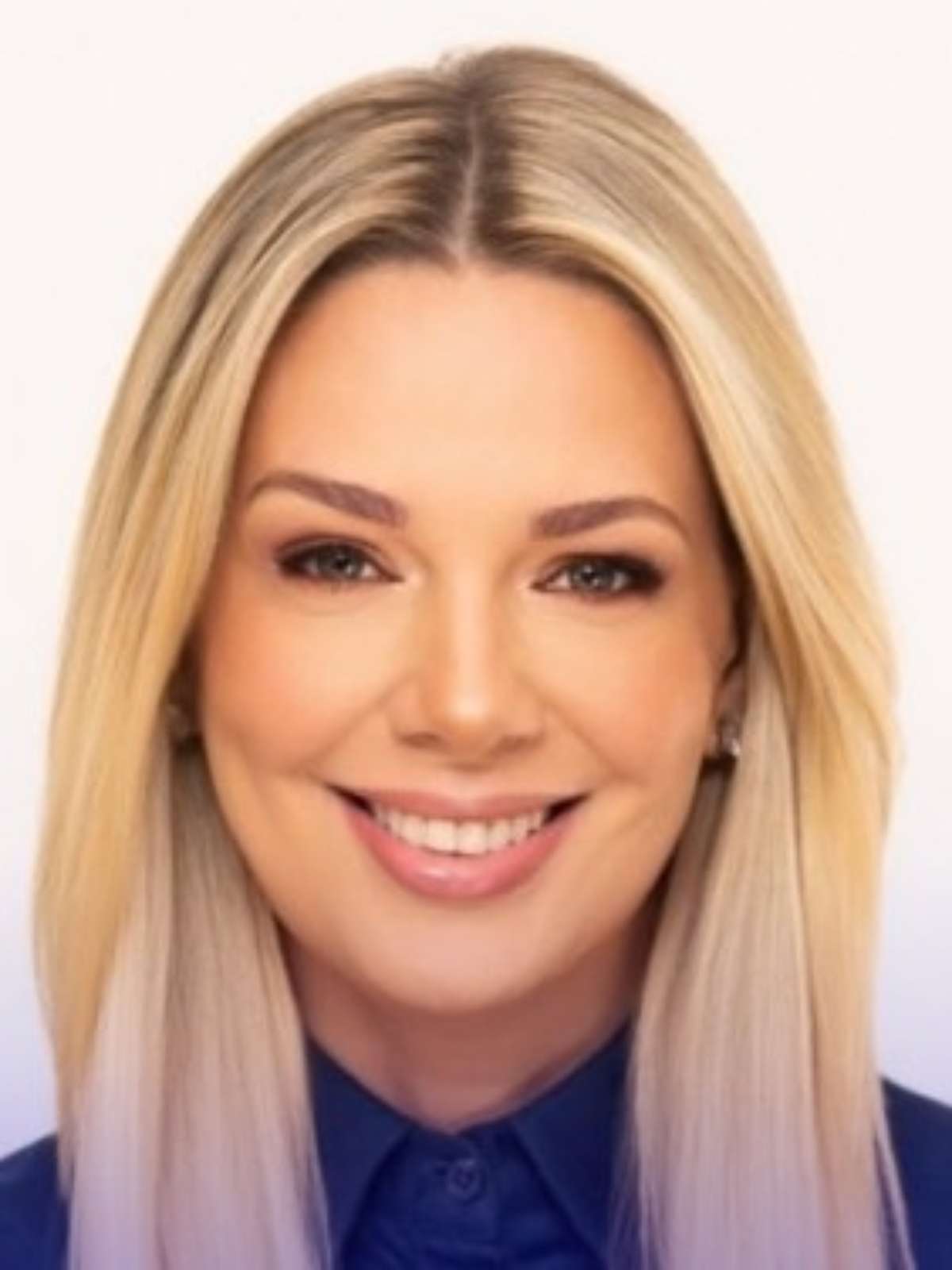 Fernanda Louback, vice de Douglas Ruas, já foi modelo e atriz do 'Zorra Total'