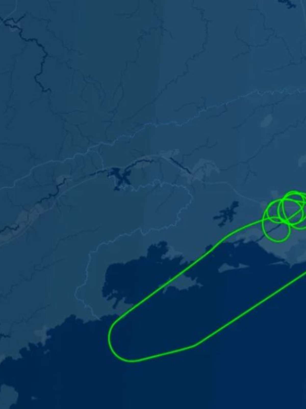 Avião da Azul retorna ao Galeão, no Rio, após suspeita de pane elétrica