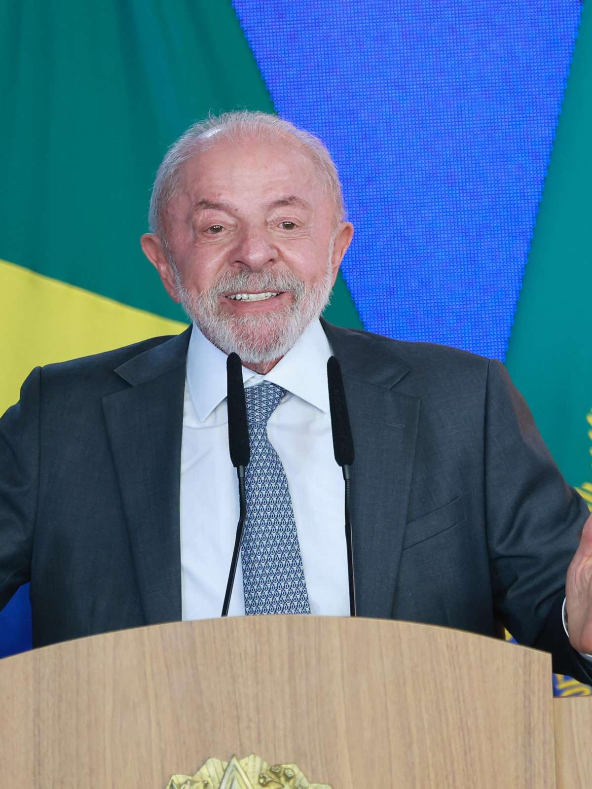 Lula publica carta a famílias evangélicas e busca aproximação com o público às vésperas da eleição