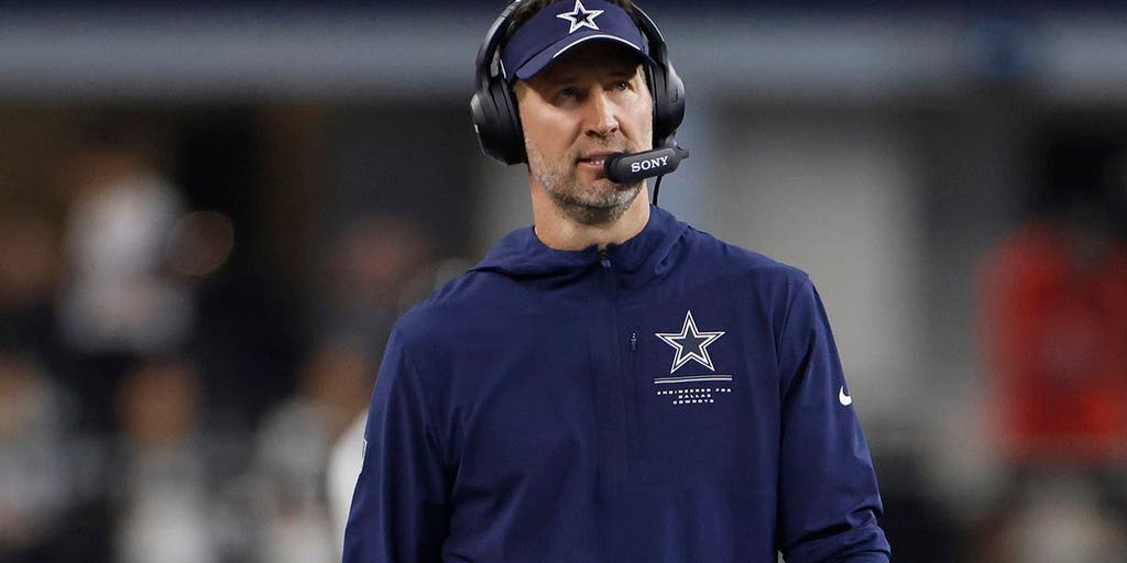 Brian Schottenheimer agora ocupa o cargo mais quentinho da NFL após o colapso dos Cowboys contra os Buccaneers
