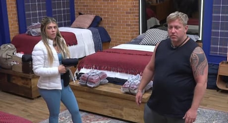 Nova polêmica? Ana Bruna Avila revela fala de Serginho Hondjakoff para peoas: ‘Mulher bonita para olhar’